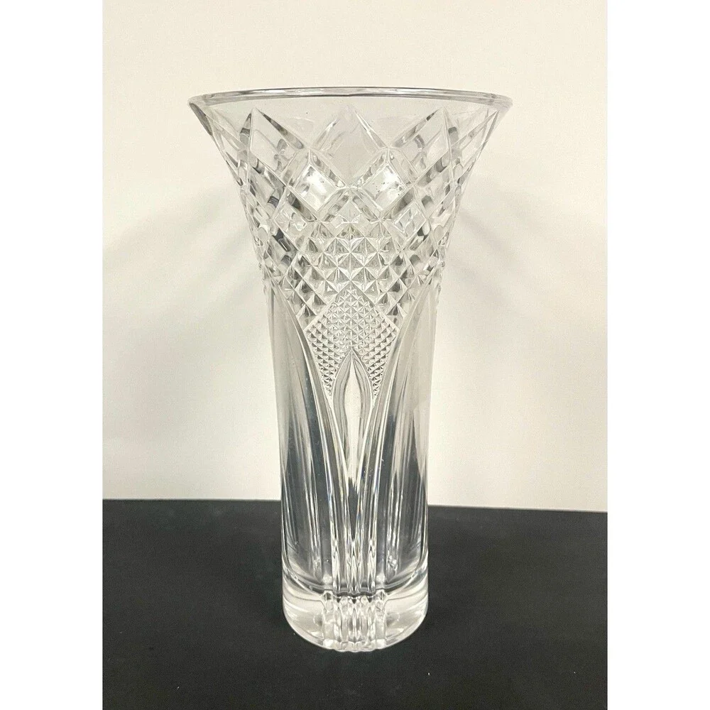Vintage BOHEMIAN QUEENS LACE Crystal Cut Glass Vase 10